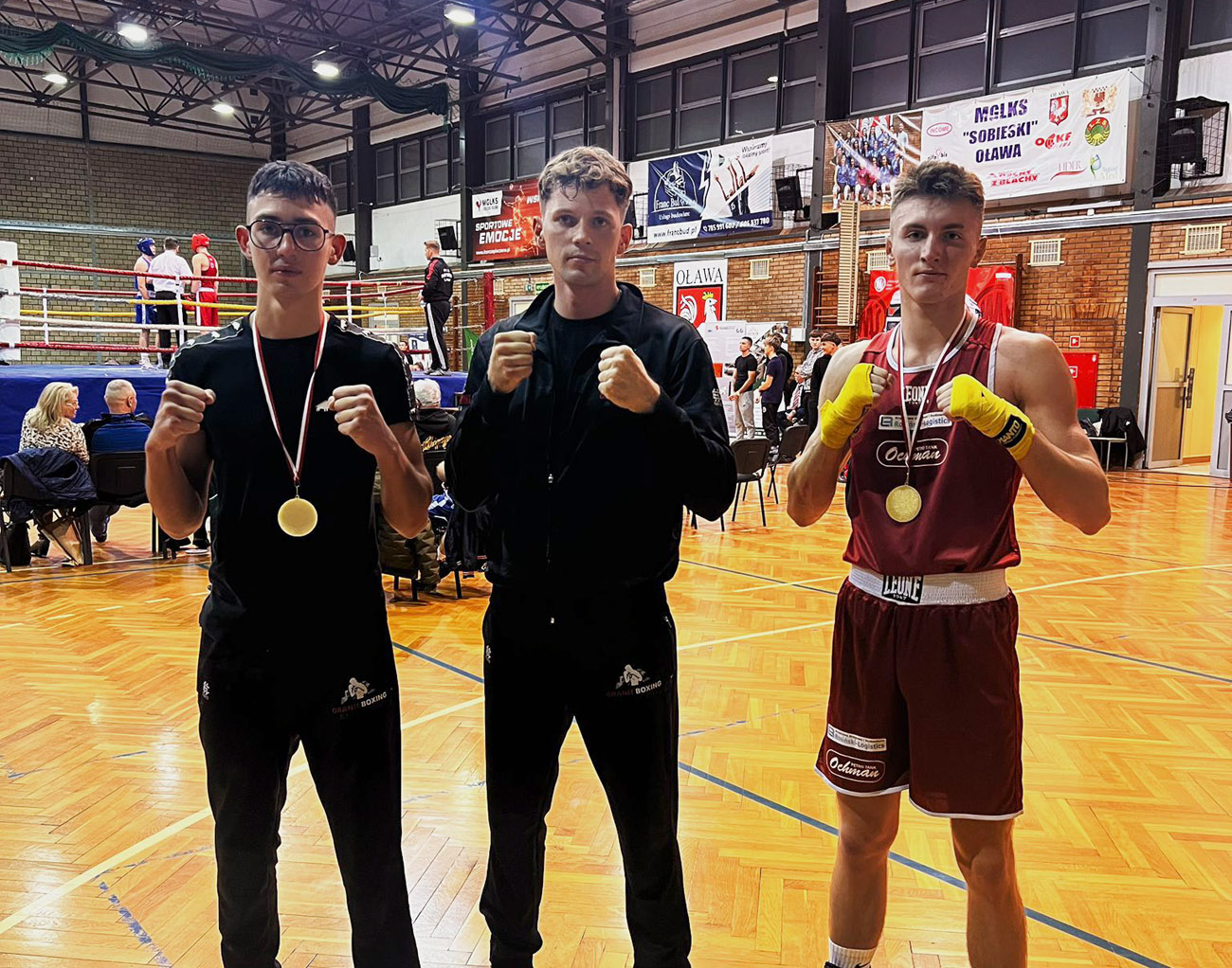 Strzegomscy pięściarze wrócili z Oławy ze złotem! [FOTO] 